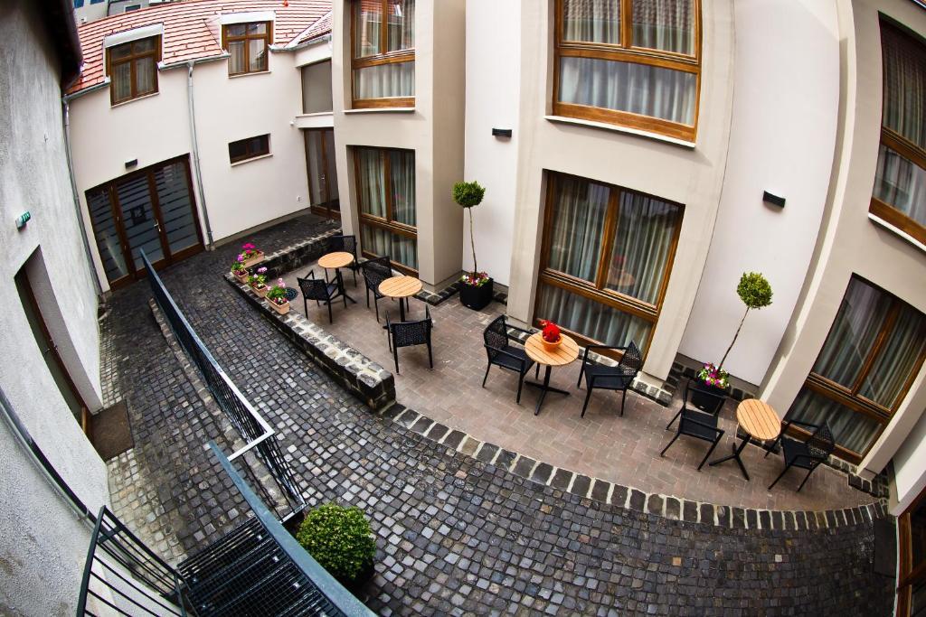 Oliva Hotel Veszprém Exterior foto
